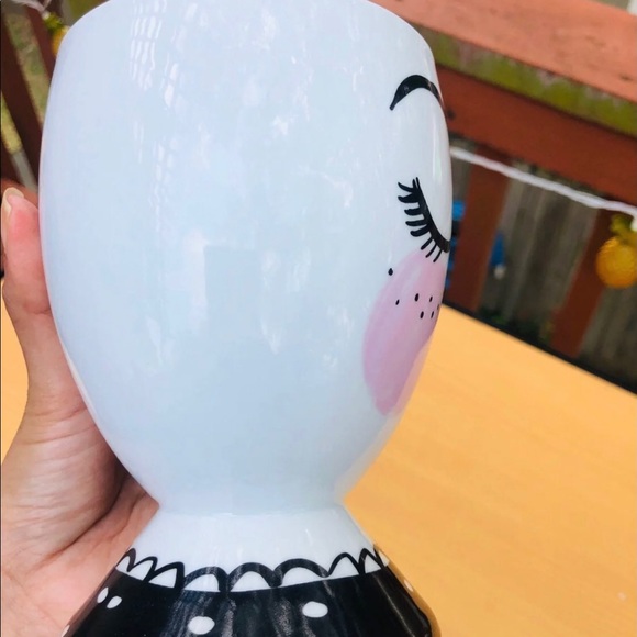 Makeup brush holder - Picture 7 of 7